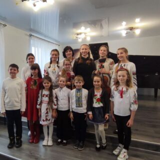 Лекція-концерт  «Ой заграйте, музиченьки, пісню українську»