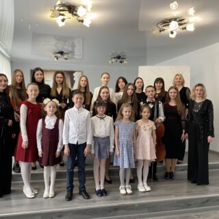 17 квітня 2024 року в камерному залі Луцької музичної школи №1 імені Фридерика Шопена відбулася лекція-концерт  "Музика очима дітей"