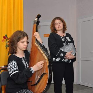 Презентація колективної збірки "Крилом будь"