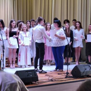 19 червня цього року 65 випускників отримали свідоцтва про початкову мистецьку освіту