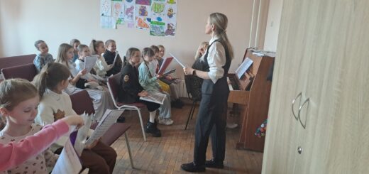 Відкритий урок з хором елементарного підрівня «ДоМіСолька»