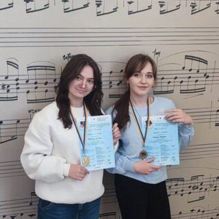 ВІТАЄМО З ПЕРЕМОГАМИ!