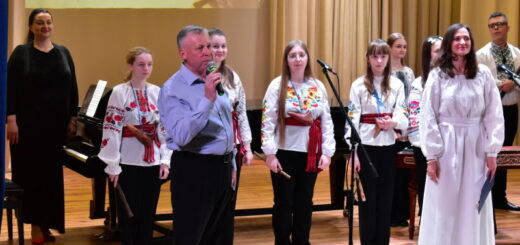 «Сопілкова пісня, цимбальний передзвін»