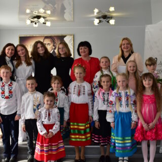 Відкритий академічний концерт  на відділі хорових дисциплін та сольного співу  учнів Олени Богдан-Опейди та Ольги Чуріної