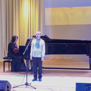 «На сцені тільки хлопці – 2»