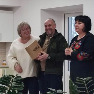 Учні та викладачі Луцької музичної школи №1 імені Фридерика Шопена завітали до центру реабілітації "Рікавері"