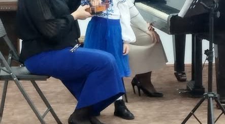 Постановка ігрового апарату скрипаля: від теорії до практики