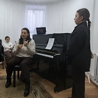 Єдність дихання, слуху і звуку!