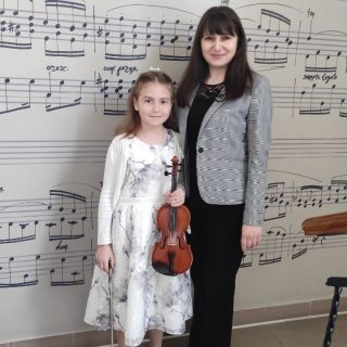 Щирі вітання юним мисткиням із гідними  результатами та яскравими дебютами!